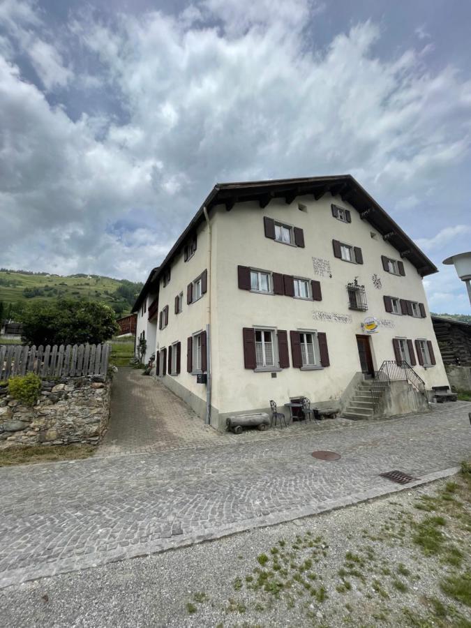 Farden Gasthaus Beverin المظهر الخارجي الصورة